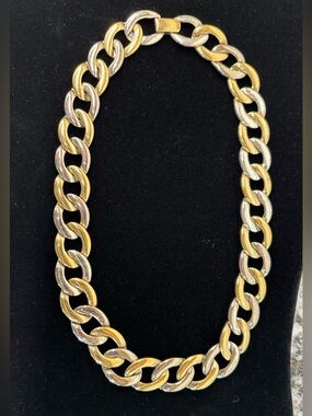 NECKLACE (CHUNKY)